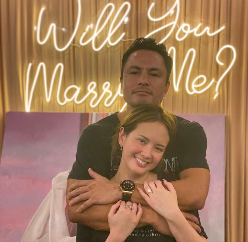 Derek Ramsay and Ellen Adarna are Engaged