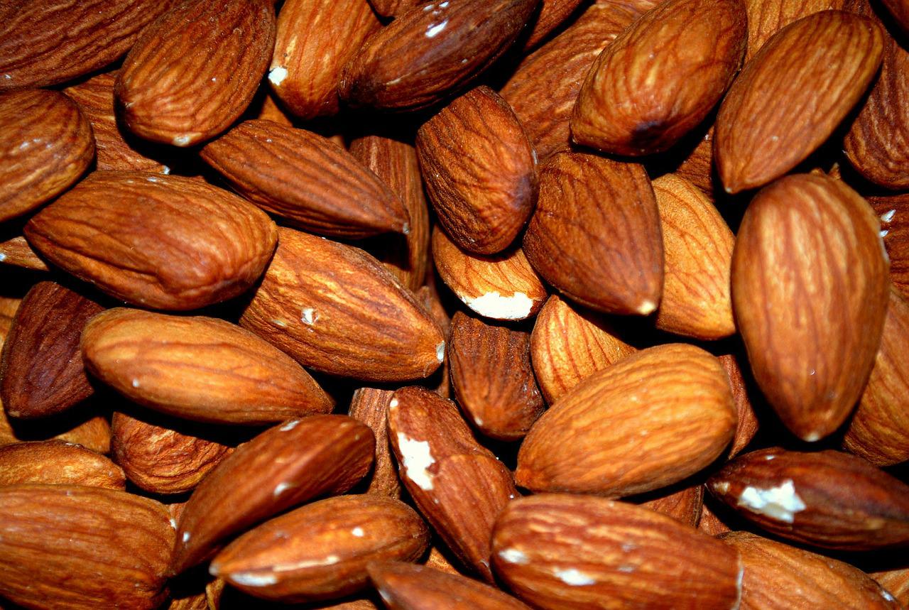 Health Benefits of Almond - Ang Pinoy